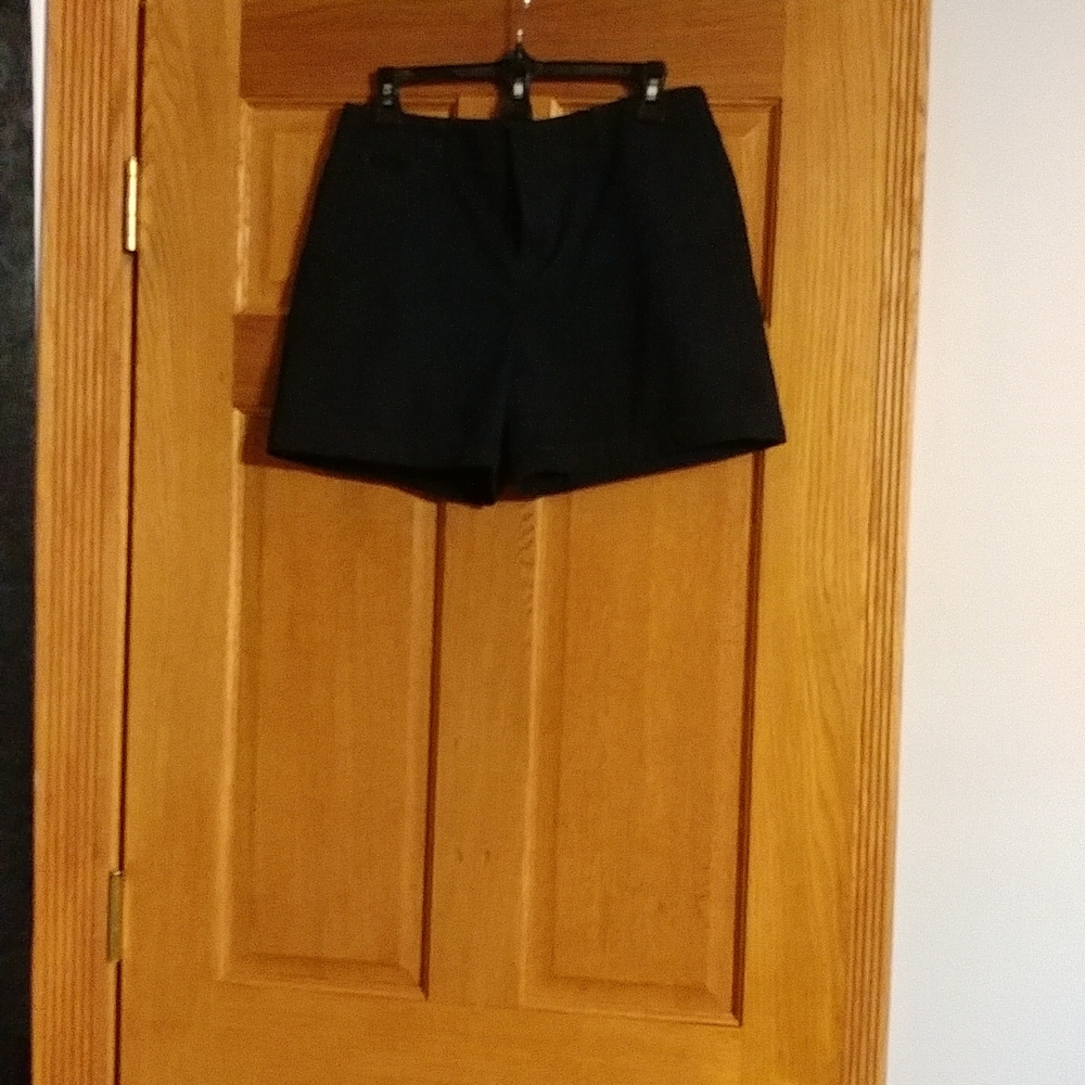 Woman's Docker's Petite Shorts